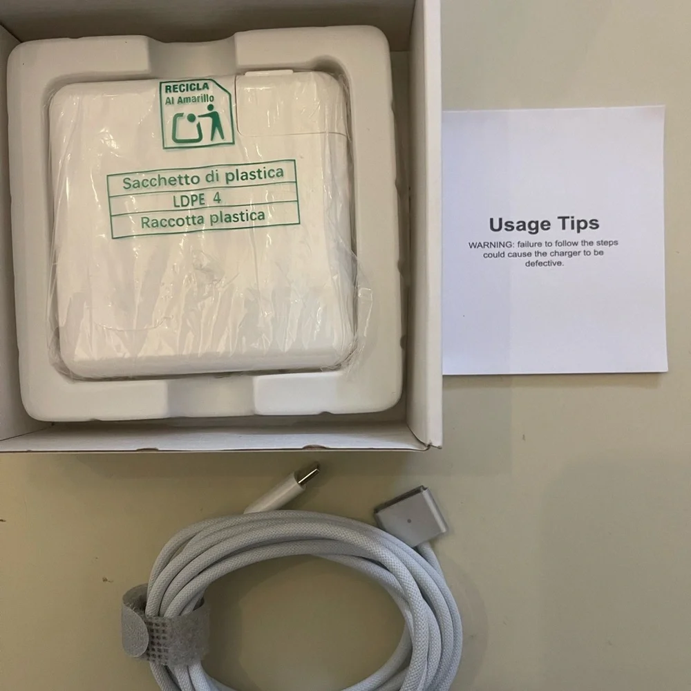 T ATHINK 20W USB-C PD Wall Charger, model MZ96PD-C.